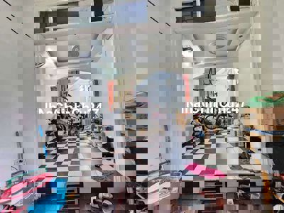 Bán nhà Hoàng Mai - Sổ đỏ chính chủ - 40m2 - 4.75₫