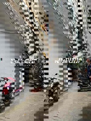 CHÍNH CHỦ BÁN NHÀ HOÀNG HOA THÁM 38M 3 TẦNG NGÕ 3 GÁC 2 THOÁNG