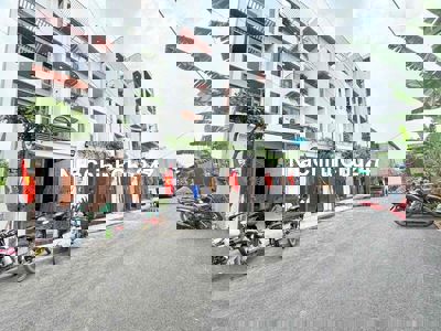 chính chủ bán nhà tx 25 gần Gò Vấp dt 80 m đường nhựa 8 m giá 7 tỷ 3