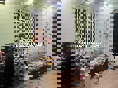 Chính chủ bán gấp nhà c4 - 4,5x12 - xe hơi tới của - Chi 3,5 Tỷ