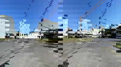 Chính chủ gửi bán lô góc 2 mặt tiền cách biển 400m