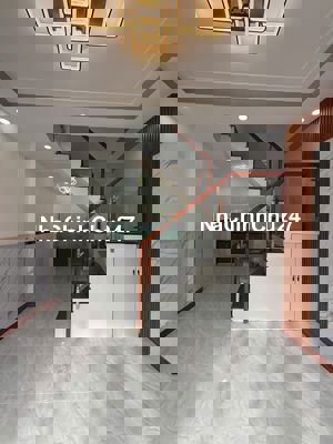 Chính chủ bán nhà DT:4x9m2 giá 1 tỳ  99 lầu HBC,TĐ