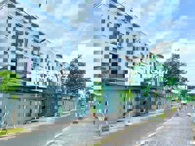 CẦN BÁN NHÀ - CHÍNH CHỦ, VIEW RẠCH - SÔNG THOÁNG MÁT