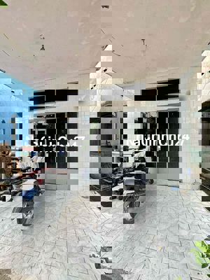 CHÍNH CHỦ LÂU ĐỜI 👉 BÁN NHÀ DIỆN TÍCH LỚN  🔥 1 XẸT ĐƯỜNG LÊ VĂN VIỆT