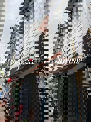 Cần bán nhà chính chủ