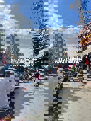 Chính chủ bán gấp nhà ngay Chung cư Aeon tân phú 4 x 18m cn đủ 72m2