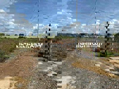 mình muốn bán đất chính chủ