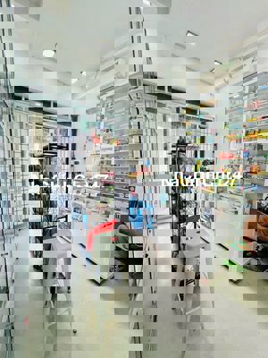 Chính chủ bán nhà DT:5,7x10m2 giá 7 tỳ 2 ,2  lầu ,SH,HBC,TĐ