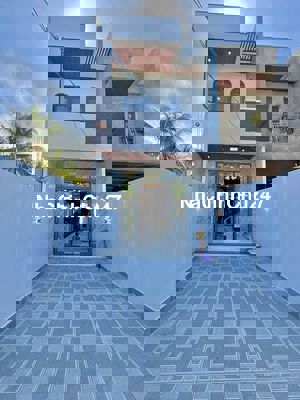 Chủ kẹt bán gấp Nhà Ngay Chợ Thạnh Phú Vĩnh Cửu 1tỷ800