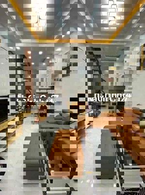 NHÀ CHÍNH CHỦ CHƯA QUA ĐẦU TƯ, 3,1 Tỷ (4x8,1, Sổ Vuông đẹp)  2PN 2Wc