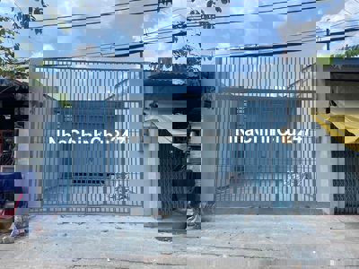 Nhà mặt tiền LT Kim Xuân Thới Sơn Hoc Môn chính chủ cần bán