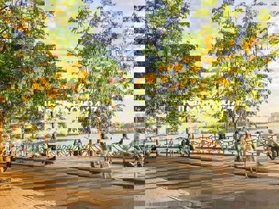 Chính chủ cần bán nhà Quận Ba Đình, DT 60m2, ngõ ô tô, gần Hồ Tây