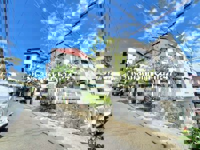 Chính chủ bán 425m2 thổ cư (2 sổ) kèm biệt thự song lập trung tâm tp