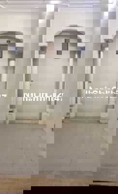 Nhà ngõ 230 Lạc Trung chính chủ