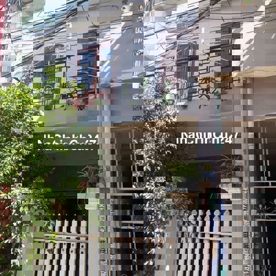 Nhà ở cần bán chính chủ có thương lượng LH ***