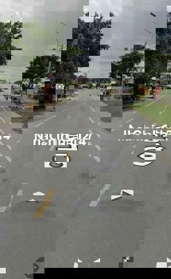 CHÍNH CHỦ CẦN BÁN GẤP ĐẤT MẶT TIỀN LONG AN