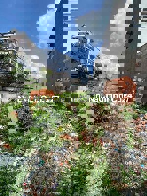 Cần bán Đất trống fun thổ cư, đất nở hậu L( zin chính chủ)