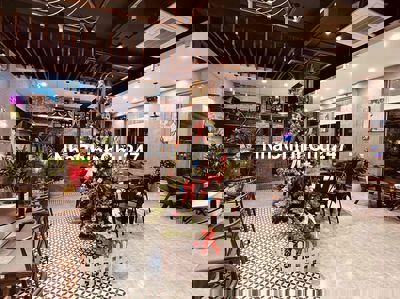 chính chủ bán nhà 3 tầng 3 mặt tiền Nguyễn Đức Trung