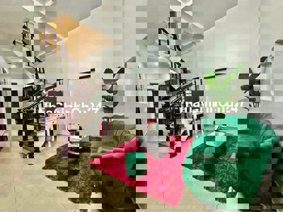 nhà Đông Thiên 37m² 5 tầng, Giá 5.8 tỷ, sổ đỏ chính chủ, sang tên ngay