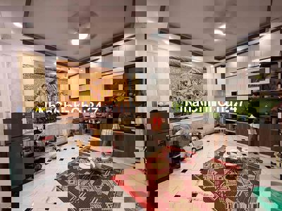 Mình chính chủ bán nhà 5 tầng Bùi Xương Trạch - cách oto 30m