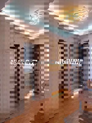 Chính chủ bán CH tòa A số 6 Đội Nhân, 71m2, 2N,1WC, giá 6.5 tỷ.