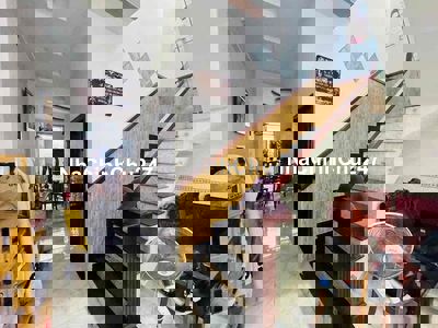 NHÀ CÒN CHÍNH CHỦ 5,2X16 ĐƯỜNG THÔNG XE HƠI GẦN NGUYỄN ẢNH THỦ 2 TẦNG