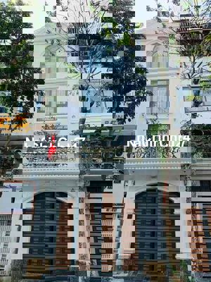 Chính chủ gửi bán gấp LKVăn Phú- công viên 365 - 100m nhỉnh24tỷ