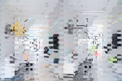 BÁN GẤP CĂN NHÀ CHÍNH CHỦ MẶT TIỀN ĐƯỜNG HÙNG VƯƠNG