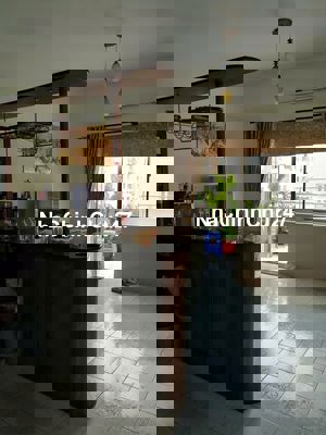 Bán căn hộ Vạn Đô Bến Vân Đồn, 82m2, 2PN, 4.7 tỷ, sổ hồng chính chủ