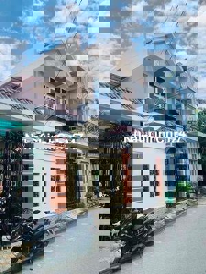 Cần bán Biệt Thự đẹp chính chủ tự xây cất, chắc chắn kien cố