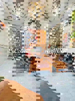 chủ bán nhà trệt lầu cách siêu thị bigc tầm 600 m