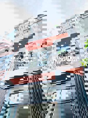 NHÀ PHỐ XÂY MỚI GẦN BỆNH VIỆN Q12 HXH CHÍNH CHỦ BÁN