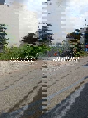 Chính chủ bán đất 50m2 Liên Phường giá 4.15 tỷ