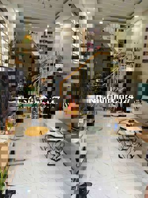 🏡 Chính chủ gửi bán nhà hẻm xe hơi – vị trí đẹp gần chợ & KCN.