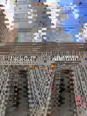 NHÀ 3 TẦNG-CÁCH MẶT TIỀN PHÚ THỌ HOÀ 10M-HẺM THÔNG-CHỦ ĐẠI HẠ GIÁ-