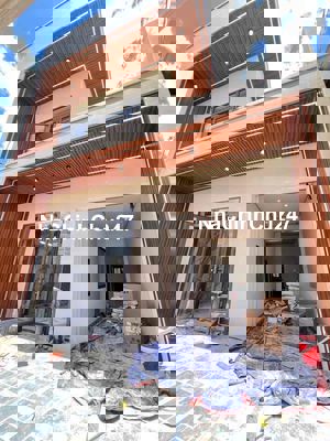 Nhà chính chủ cần bán, ngân hàng hỗ trợ 70%, vị trí liền kề Biên Hoà