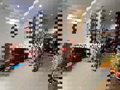 chính chủ bán nhà 3/2 quân 10 dt 4x5,3l giá 3ty9