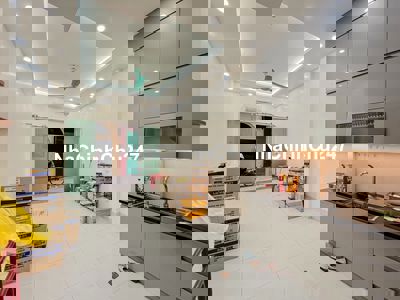 BÁN NHÀ-THANH XUÂN-SỔ ĐỎ CHÍNH CHỦ-VÀO Ở LUÔN