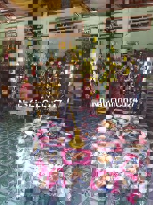 Chính chủ cần bán đất mặt tiền có nhà cấp bốn