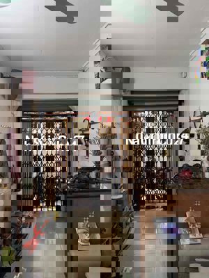 Chính chủ Bán nhà sổ hồng hẻm xe hơi.đường Bùi Đình Tuý,Binh thạnh.