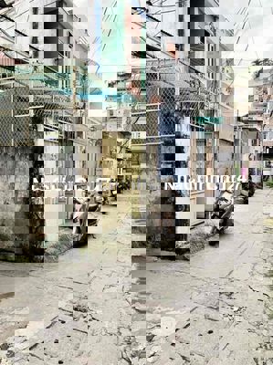 Ngay Lạc Long Quân - Quận 11 - 3,6x18 - 55m2 - Chỉ 5,5 tỷ TL chính chủ