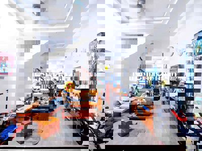 Chính chủ cần bán gấp nhà bắc cầu - 44m2 - 5.4 tỷ