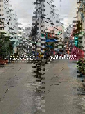 Bán nhà chính chủ Âu Dương Lân Quận 8, 63m2, 3 tầng, cách mặt tiền 20