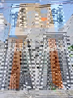 CHÍNH CHỦ BÁN GẤP NHÀ 1 LẦU , GẦN CÔNG VIÊN PHÚ LÂM , SỔ HỒNG RIÊNG .