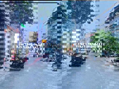 Nhà đẹp Chính Chủ - Chủ Nhà Tặng Lại Đủ Nội Thất