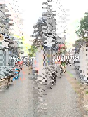 Chính chủ gbán nhà lầu hoàn công đường oto ngay ĐỒNG KHỞI