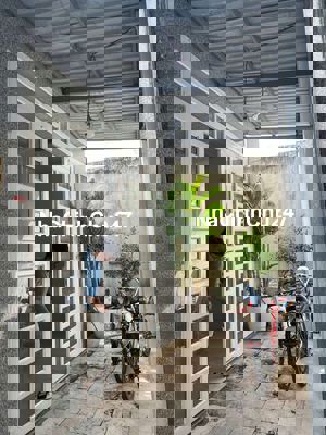 Chính chủ cần bán gấp nhà núp hẻm