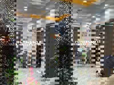 Chính chủ bán CH toà N2C, 59m2, 2N,2WC, giá 5.75 tỷ