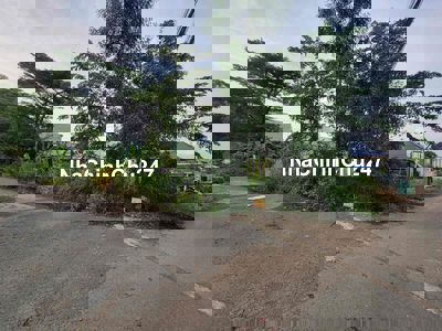 Đất Chính Chủ ngay Bưng Ông Thoàn Quận 9 cũ(  giờ là Quận 2)   -Giá: 3