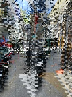 Chính chủ bán nhà Tám Danh p4